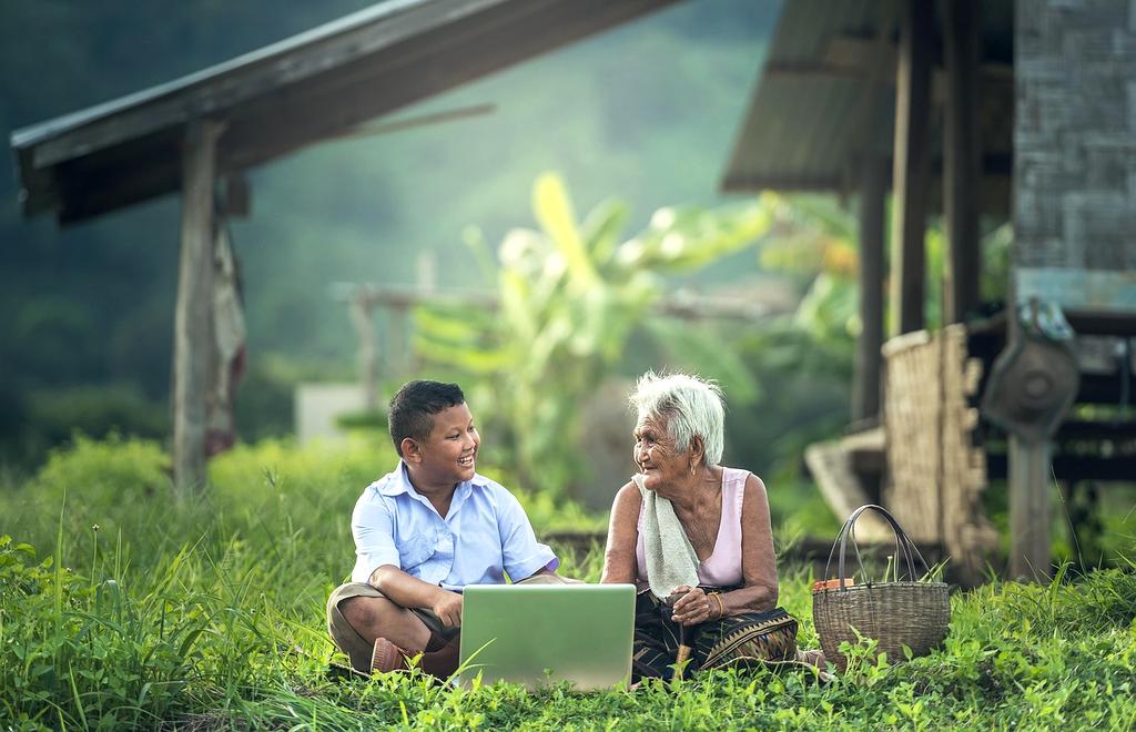 Brain scan visualization showing neural activity patterns during computer learning sessions