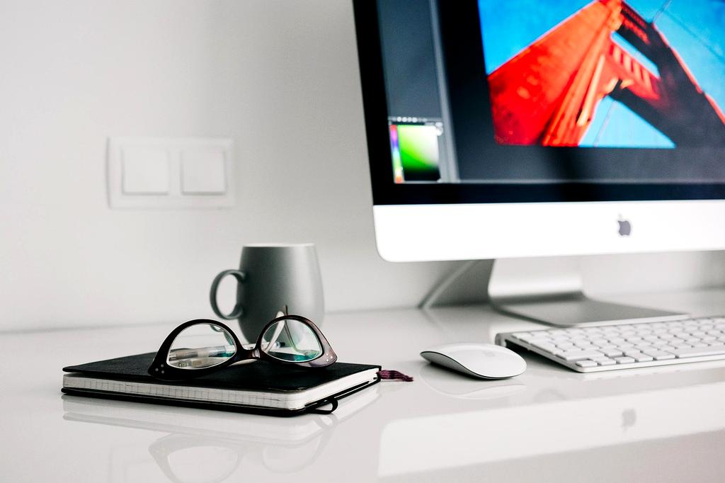 Quantum computer visualization with glowing qubits and complex mathematical formulas